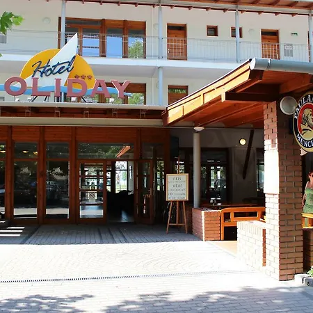 Holiday 3* Siofok