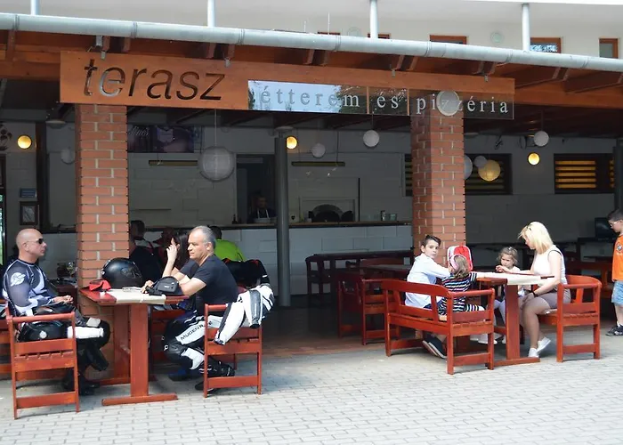 Hotel Holiday Siófok